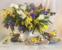 Без бренда «Натюрморт из мимоз и колокольчиков» в Новосибирске 